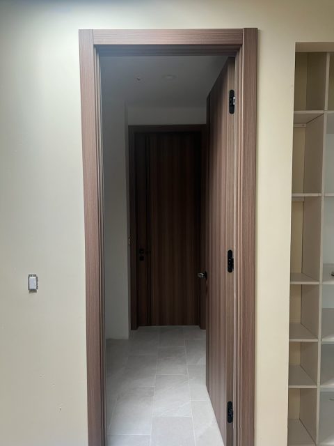 Installed YL-D interior doors in a finished room